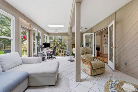 House in Belle Isle, Florida 3 bedrooms, 215.53 sq.m. № 2229708 - photo 18