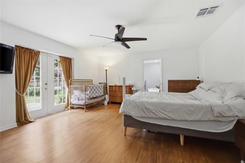 House in Belle Isle, Florida 3 bedrooms, 215.53 sq.m. № 2229708 - photo 22