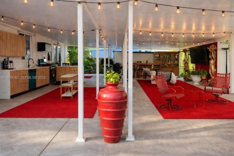 Casa en venta en Miami, Florida, 3 dormitorios, 139.26 m2 № 2029868 - foto 20