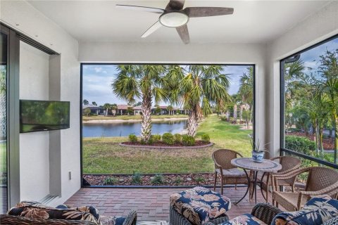 House in North Port, Florida 3 bedrooms, 185.53 sq.m. № 1686418 - photo 14