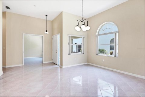 Condo in Sarasota, Florida, 2 bedrooms  № 1772841 - photo 15