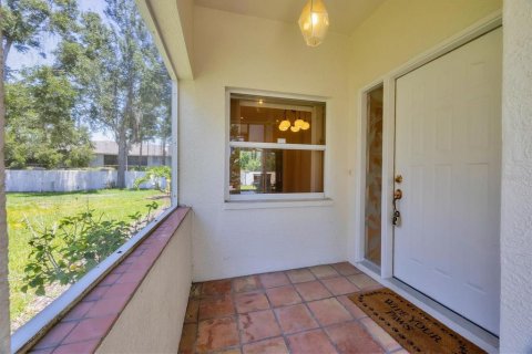 Condo in Sarasota, Florida, 2 bedrooms  № 1772841 - photo 5