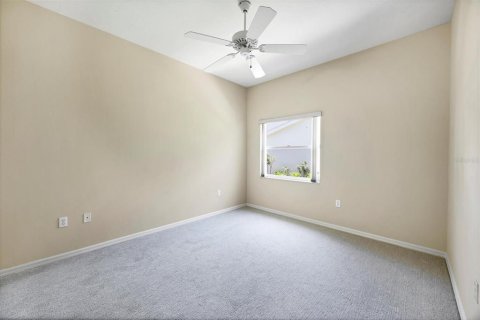 Condo in Sarasota, Florida, 2 bedrooms  № 1772841 - photo 21