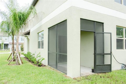 Townhouse in Wesley Chapel, Florida 3 bedrooms, 166.02 sq.m. № 1884763 - photo 11