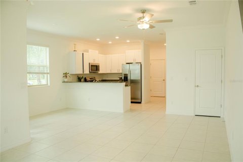 Townhouse in Wesley Chapel, Florida 3 bedrooms, 166.02 sq.m. № 1884763 - photo 16