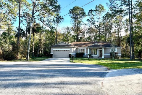 House in Palm Coast, Florida 3 bedrooms, 124.77 sq.m. № 2214727 - photo 2