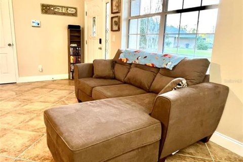 House in Palm Coast, Florida 3 bedrooms, 124.77 sq.m. № 2214727 - photo 5