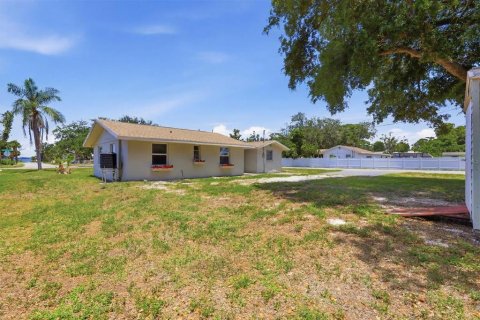 Villa ou maison à vendre à Englewood, Floride: 2 chambres, 77.76 m2 № 2208578 - photo 26