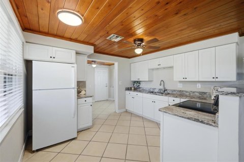 Villa ou maison à vendre à Englewood, Floride: 2 chambres, 77.76 m2 № 2208578 - photo 6