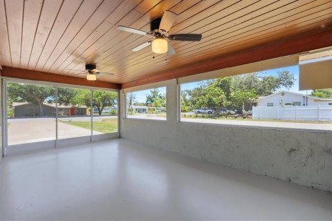Villa ou maison à vendre à Englewood, Floride: 2 chambres, 77.76 m2 № 2208578 - photo 19