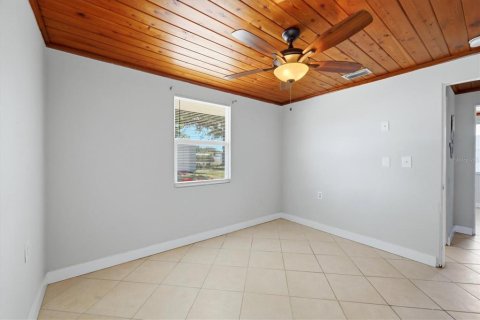Villa ou maison à vendre à Englewood, Floride: 2 chambres, 77.76 m2 № 2208578 - photo 12