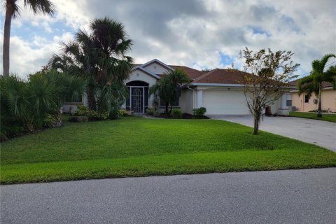 Land in Rotonda, Florida № 835120 - photo 10