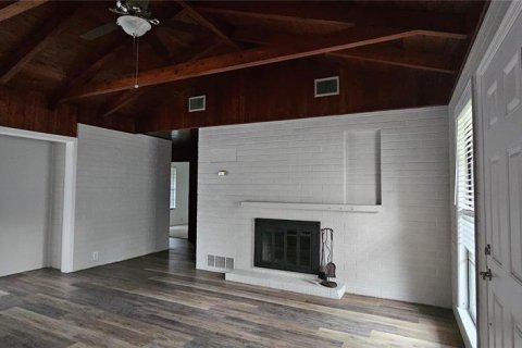 House in Leesburg, Florida 2 bedrooms, 120.4 sq.m. № 1829395 - photo 6