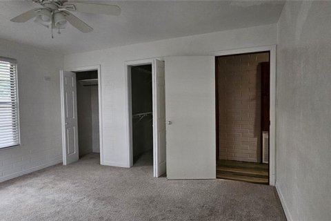 House in Leesburg, Florida 2 bedrooms, 120.4 sq.m. № 1829395 - photo 13