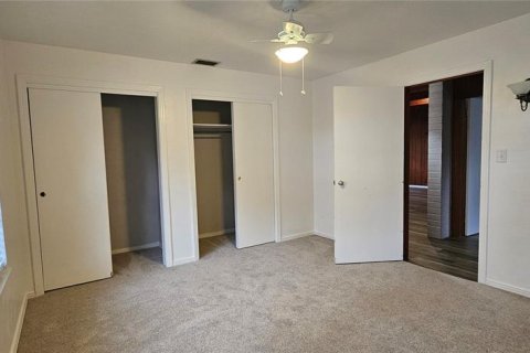 House in Leesburg, Florida 2 bedrooms, 120.4 sq.m. № 1829395 - photo 17