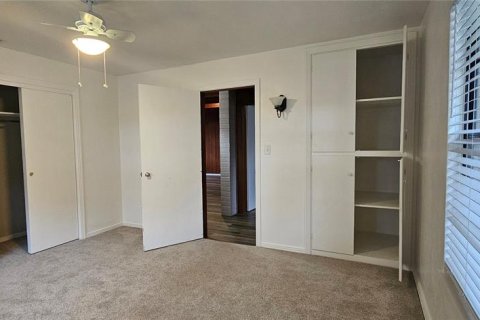House in Leesburg, Florida 2 bedrooms, 120.4 sq.m. № 1829395 - photo 16