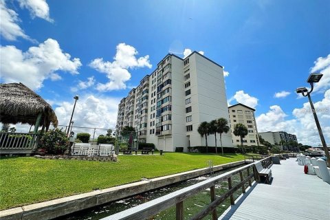 Condominio en alquiler en Clearwater, Florida, 2 dormitorios, 125.42 m2 № 1838911 - foto 24