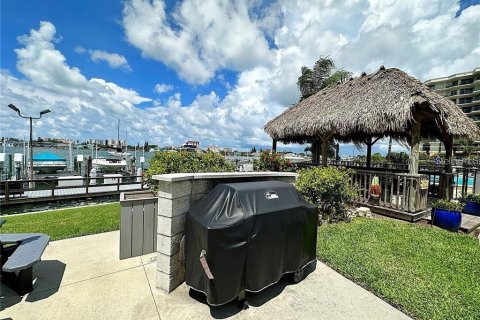 Condominio en alquiler en Clearwater, Florida, 2 dormitorios, 125.42 m2 № 1838911 - foto 25