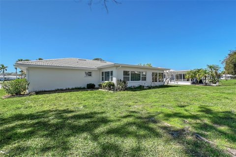 House in Bradenton, Florida 2 bedrooms, 146.79 sq.m. № 1578613 - photo 27