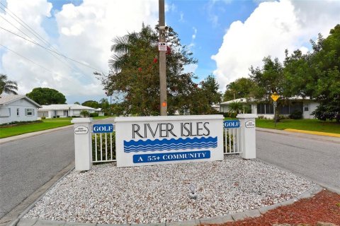 House in Bradenton, Florida 2 bedrooms, 146.79 sq.m. № 1578613 - photo 29