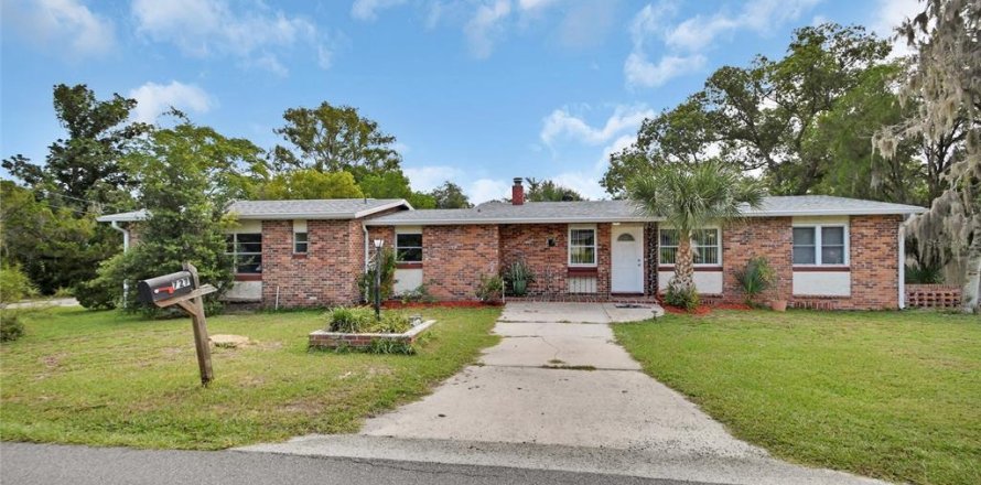 Villa ou maison à DeLand, Floride 2 chambres, 125.23 m2 № 1900202