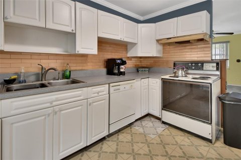 Villa ou maison à vendre à DeLand, Floride: 2 chambres, 125.23 m2 № 1900202 - photo 12