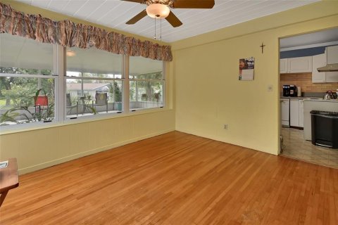 Villa ou maison à vendre à DeLand, Floride: 2 chambres, 125.23 m2 № 1900202 - photo 15