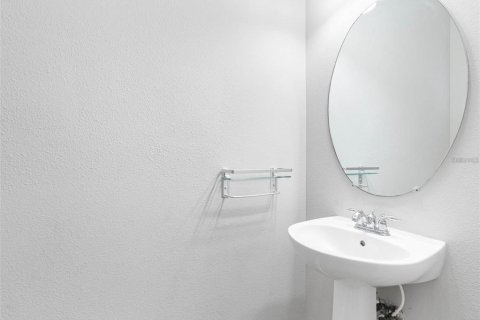 Townhouse in Riverview, Florida 3 bedrooms, 140.56 sq.m. № 1917512 - photo 15