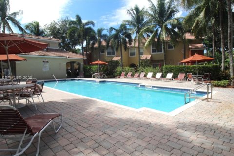 Condo in Margate, Florida, 2 bedrooms  № 2063484 - photo 26