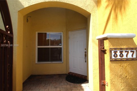 Condo in Margate, Florida, 2 bedrooms  № 2063484 - photo 3