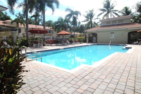 Condo in Margate, Florida, 2 bedrooms  № 2063484 - photo 27