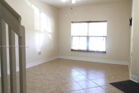 Condo in Margate, Florida, 2 bedrooms  № 2063484 - photo 6