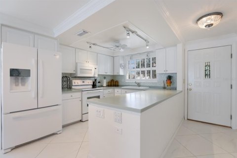 Casa en alquiler en Longboat Key, Florida, 2 dormitorios, 129.97 m2 № 1900978 - foto 10