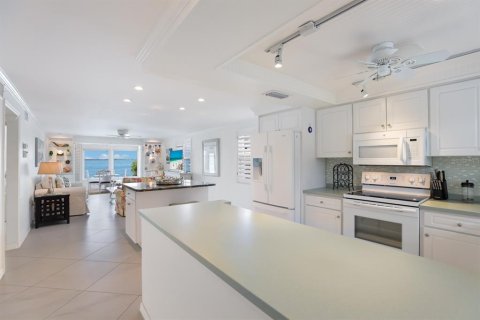 Casa en alquiler en Longboat Key, Florida, 2 dormitorios, 129.97 m2 № 1900978 - foto 9