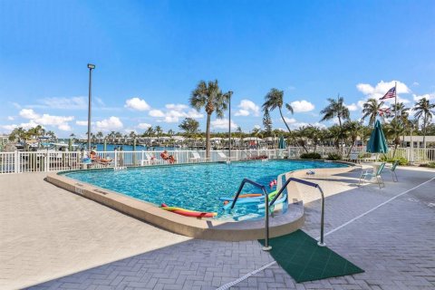 Casa en alquiler en Longboat Key, Florida, 2 dormitorios, 129.97 m2 № 1900978 - foto 19