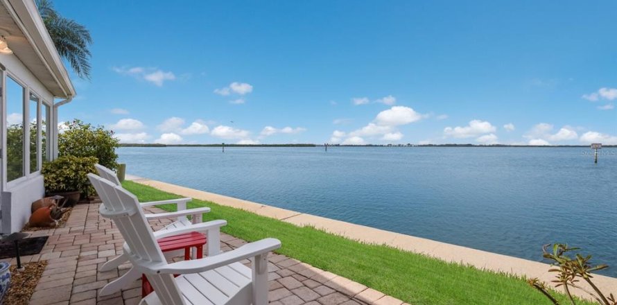 Casa en Longboat Key, Florida 2 dormitorios, 129.97 m2 № 1900978