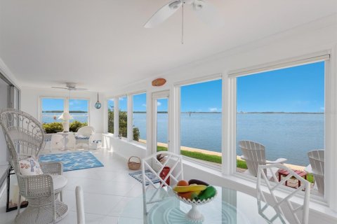 Casa en alquiler en Longboat Key, Florida, 2 dormitorios, 129.97 m2 № 1900978 - foto 5