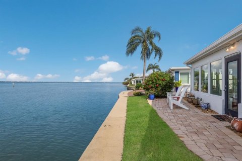 Casa en alquiler en Longboat Key, Florida, 2 dormitorios, 129.97 m2 № 1900978 - foto 2