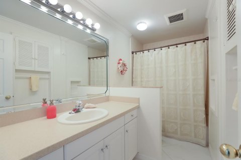 Casa en alquiler en Longboat Key, Florida, 2 dormitorios, 129.97 m2 № 1900978 - foto 17