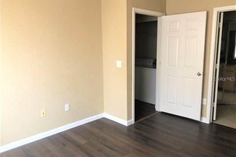 Condominio en alquiler en Orlando, Florida, 2 dormitorios, 95.88 m2 № 1883267 - foto 7