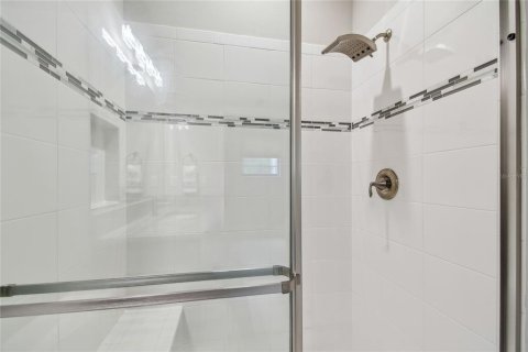 Купить виллу или дом в Ривервью, Флорида 6 комнат, 220.83м2, № 1771232 - фото 21