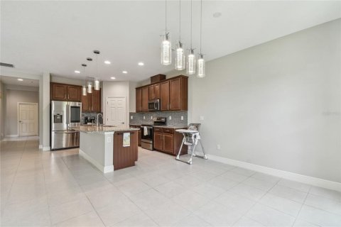 Купить виллу или дом в Ривервью, Флорида 6 комнат, 220.83м2, № 1771232 - фото 12