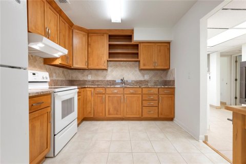 Villa ou maison à vendre à Sarasota, Floride: 4 chambres, 153.66 m2 № 1535689 - photo 8