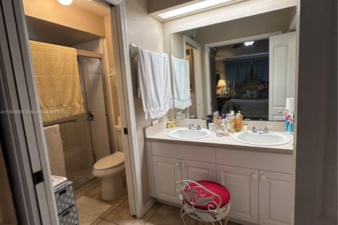 House in Cape Coral, Florida 3 bedrooms № 1845912 - photo 17