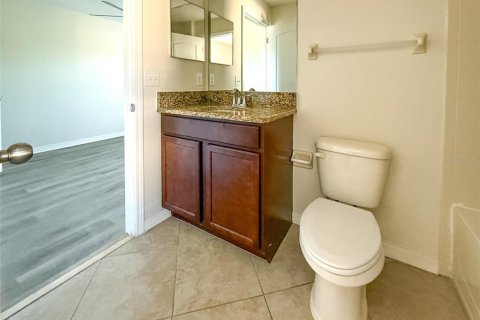 Touwnhouse à louer à Hudson, Floride: 3 chambres, 166.02 m2 № 2401201 - photo 17