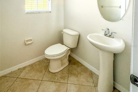 Touwnhouse à louer à Hudson, Floride: 3 chambres, 166.02 m2 № 2401201 - photo 10