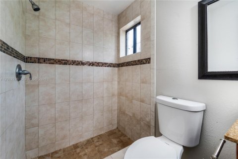 Townhouse in Miami, Florida 3 bedrooms, 105.91 sq.m. № 2067699 - photo 13