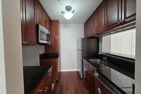 Copropriété à louer à Saint Petersburg, Floride: 1 chambre, 61.78 m2 № 2411618 - photo 4