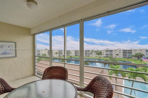 Condo in Dania Beach, Florida, 2 bedrooms  № 1746222 - photo 22