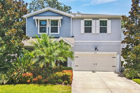 House in Tampa, Florida 5 bedrooms, 314.57 sq.m. № 1828588 - photo 1